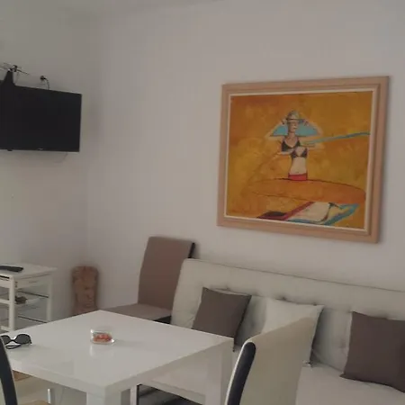 Zadar Apartment *